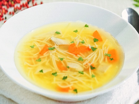 Постна лятна супа с тиквички, картоф, моркови, фиде и копър - снимка на рецептата